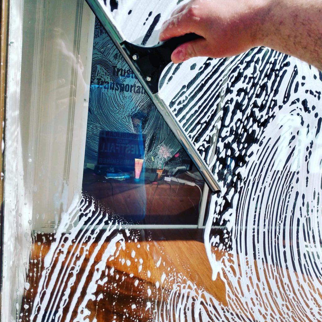 Homemade Window Washing Solution