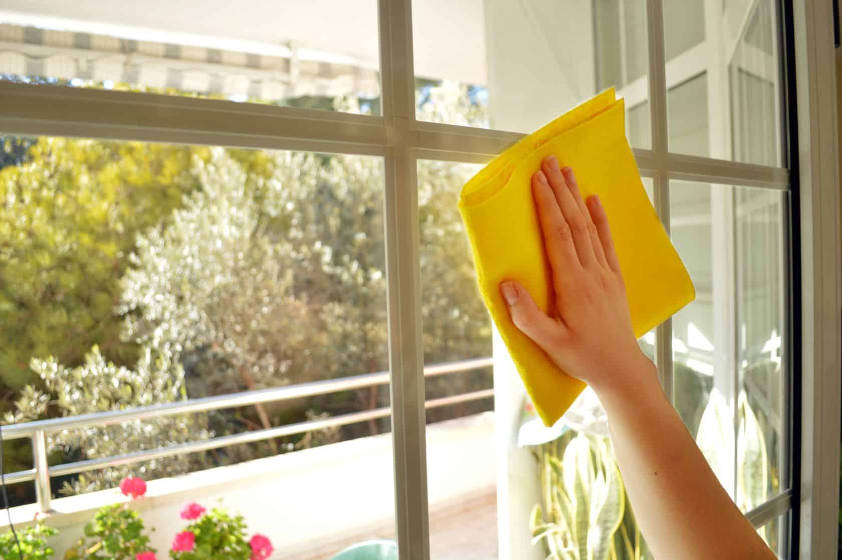 Best Paper Towels For Cleaning Windows